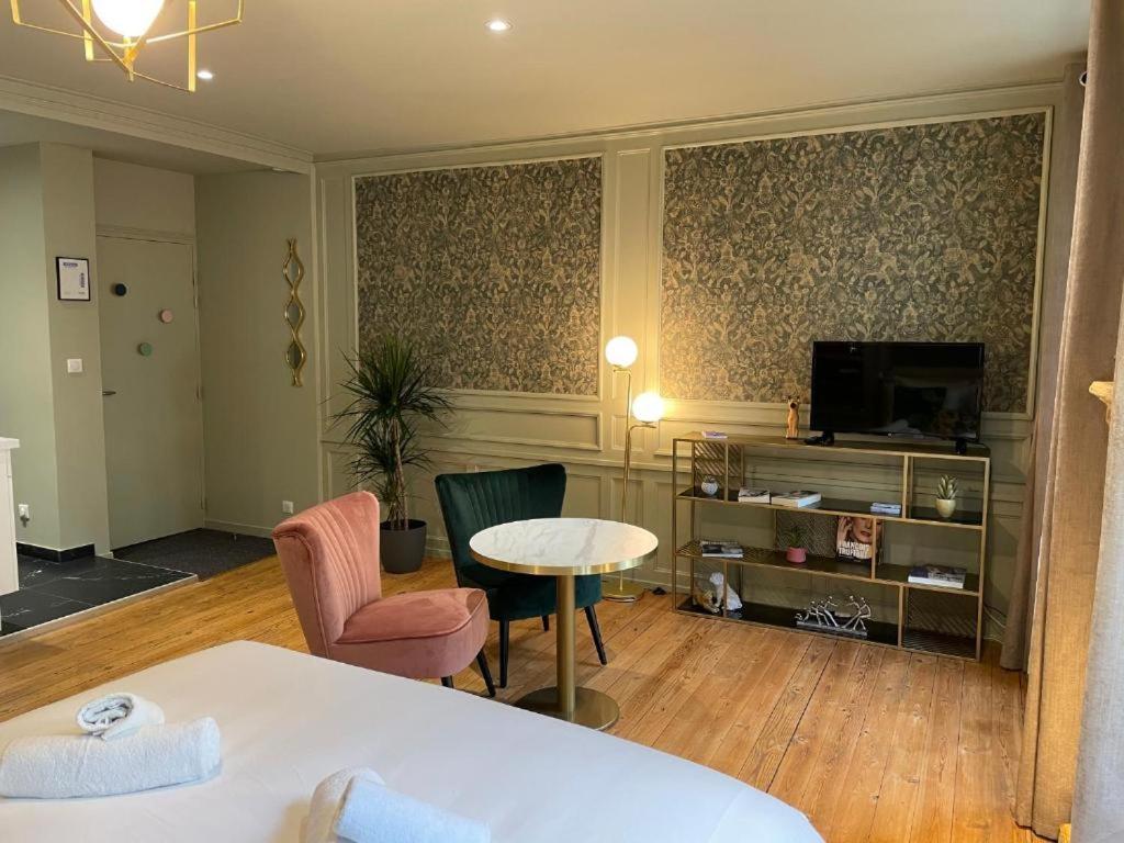 Viviane Apartment Vannes Bagian luar foto